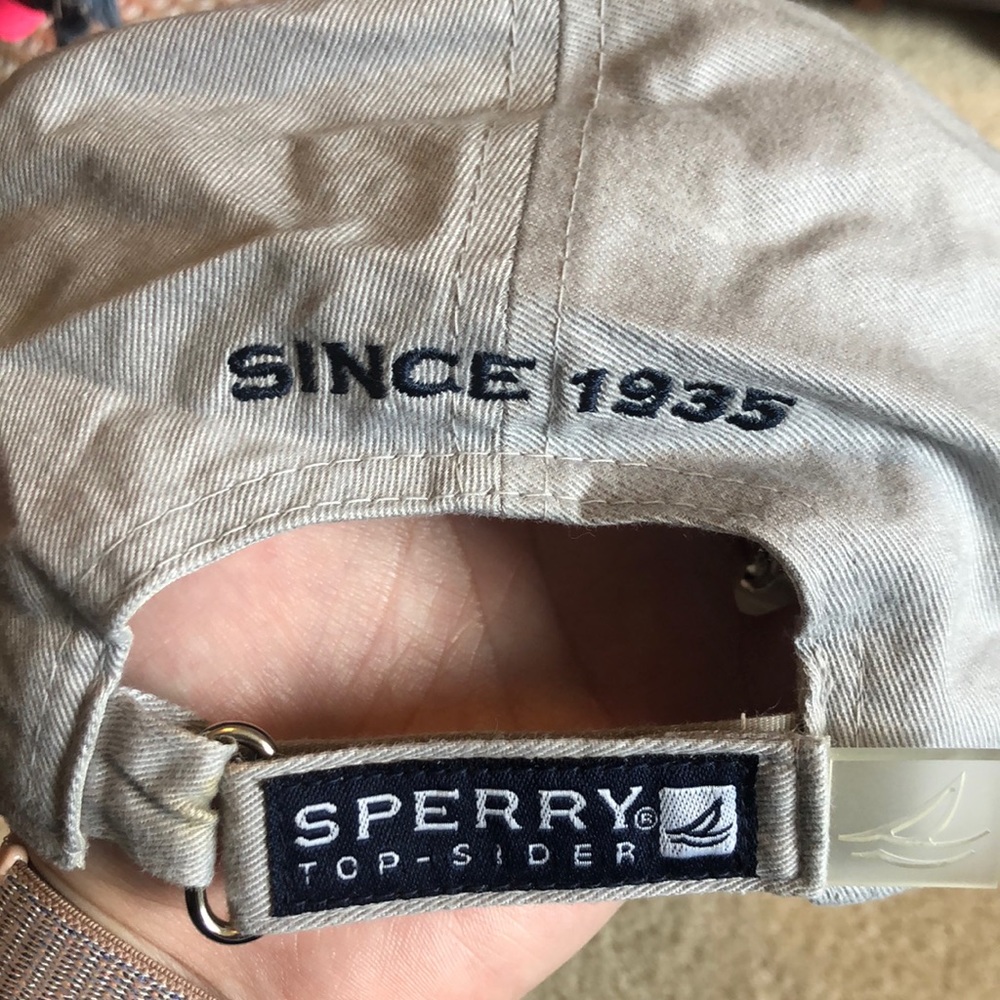 Sperry hat - Picture 3 of 3
